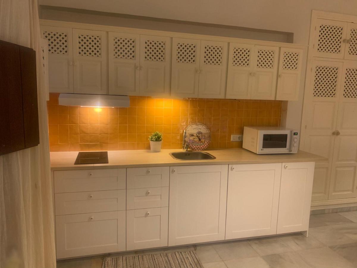 Lovely Studio In Marbella Close To Puente Romano Eksteriør billede